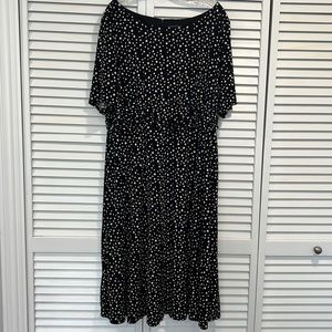 Women Dress, Short Sleeves, Black with White Polka Dots, Size 18W